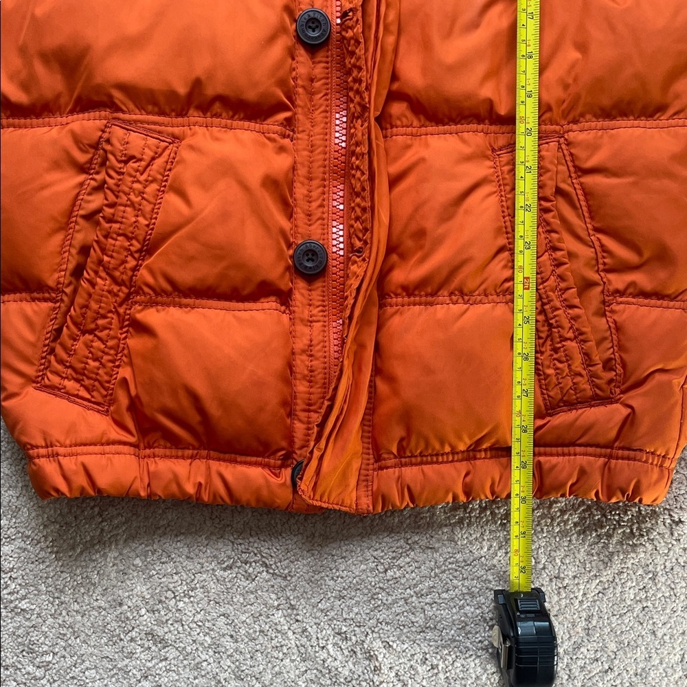 Abercrombie & Fitch Vibrant Orange Puffer Vest - Picture 5 of 10
